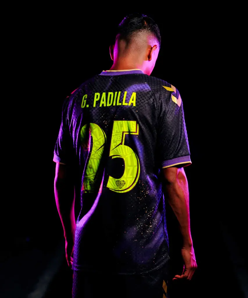 jersey-visitante-3.webp