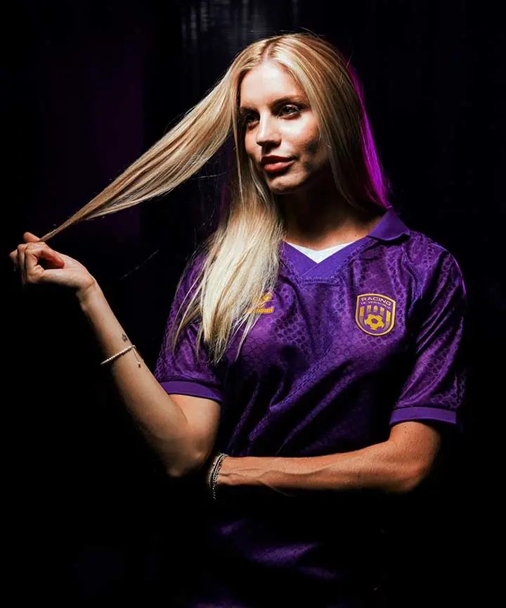racing-veracruz-playera-oficial-2026-hummel-morado-dama.webp